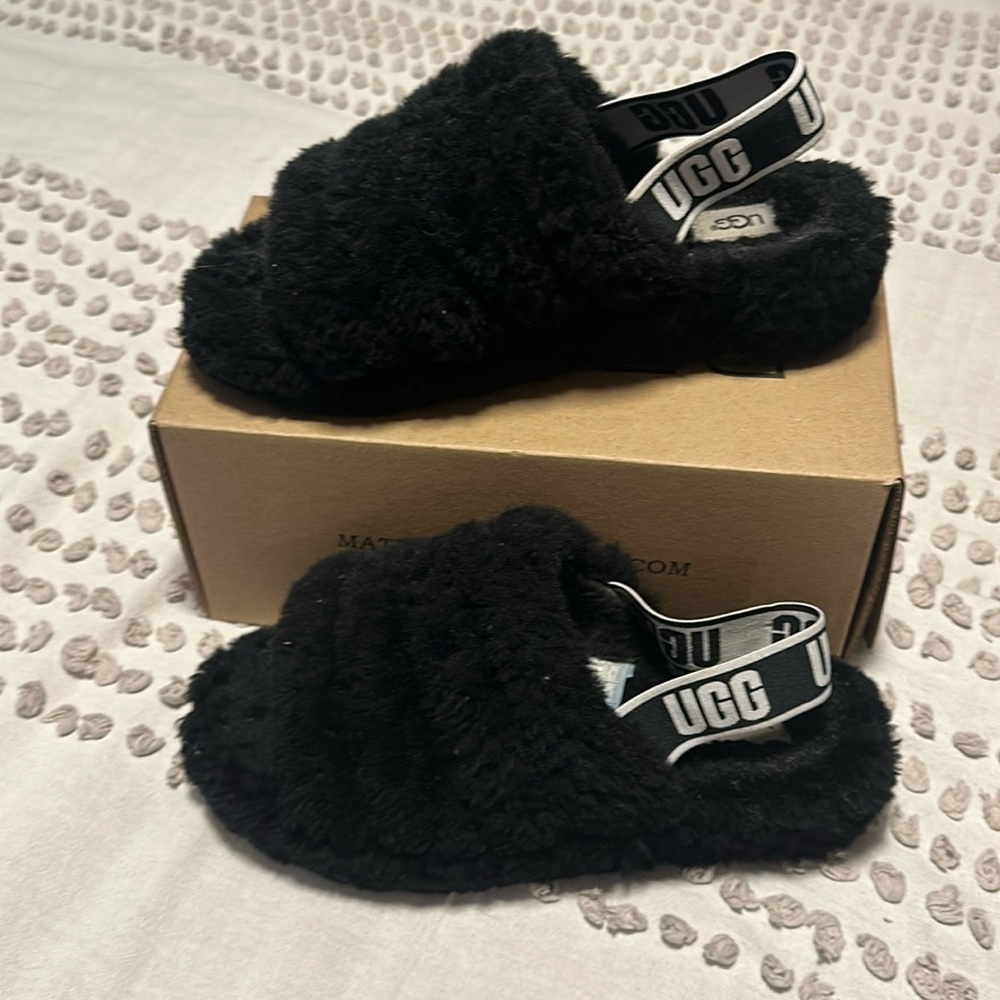 Ugg Women Fluff Yeah Black Slippers Size 9
